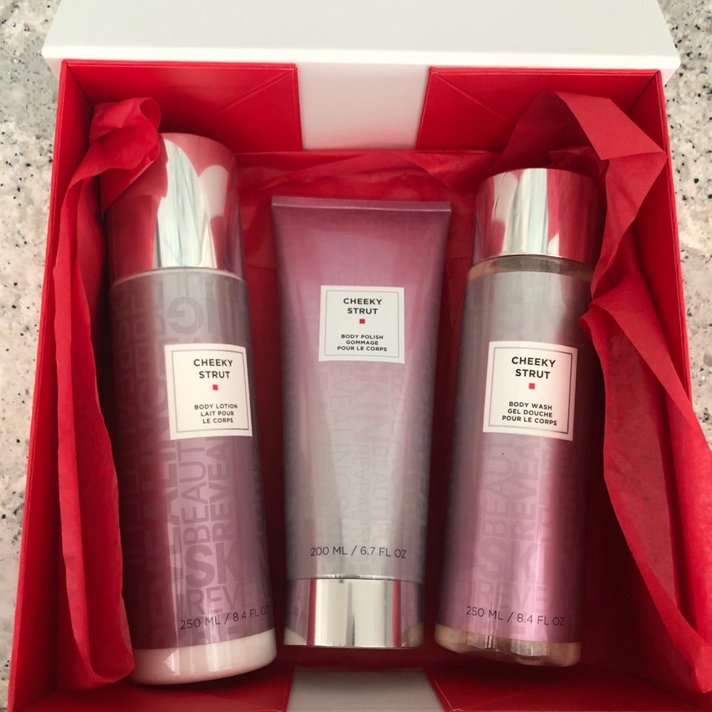 European Wax Cheeky Strut Set ~ NEW